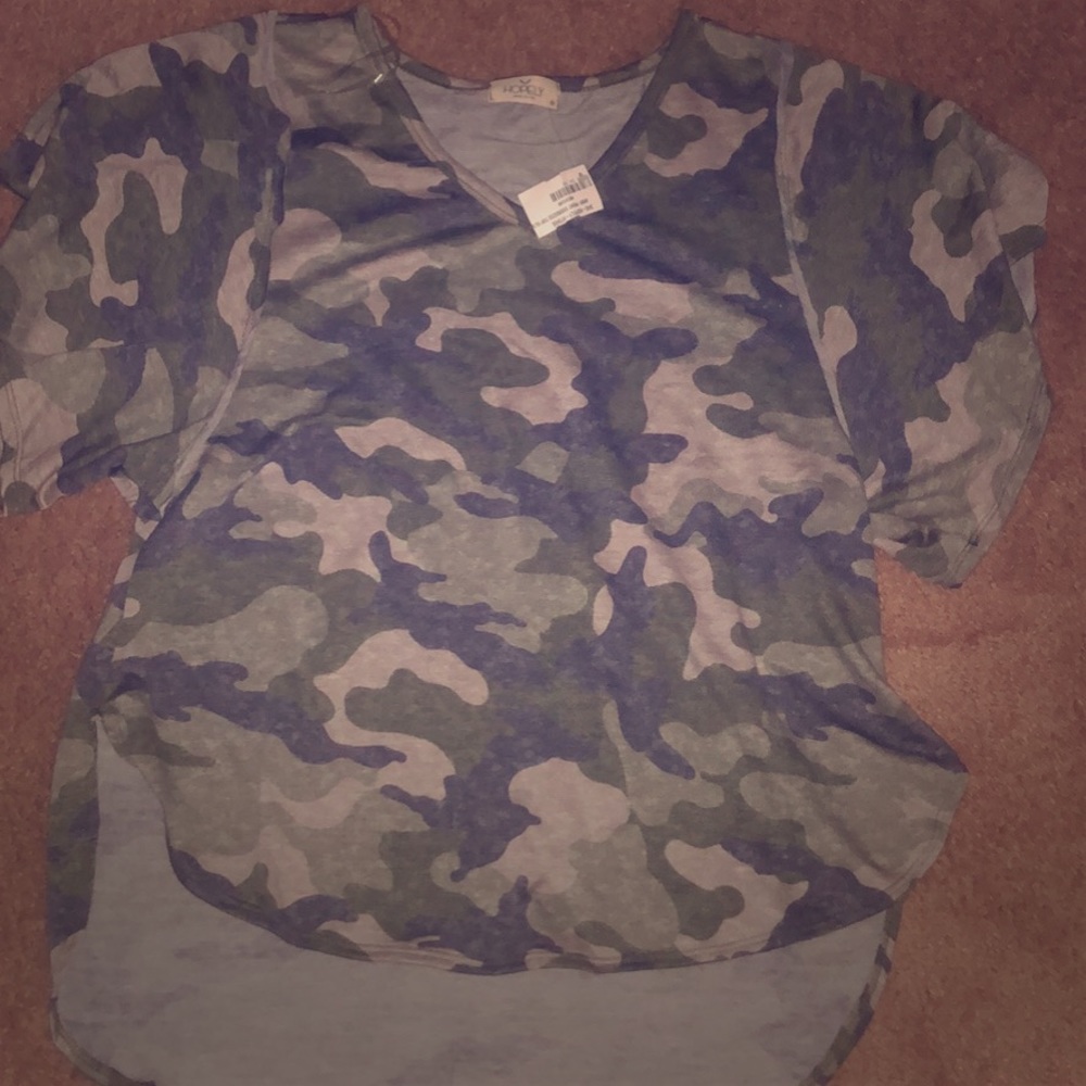 Camo lose fitting shirt